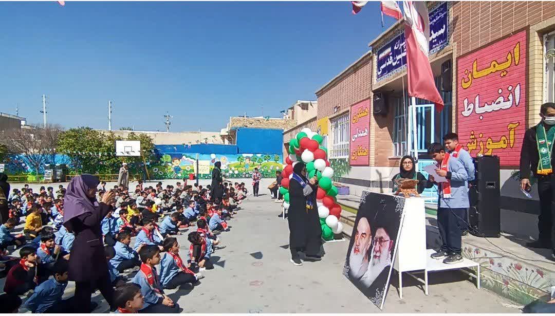 همایش یاوران انقلاب، پیشتازان مقاومت در شهرستان کازرون