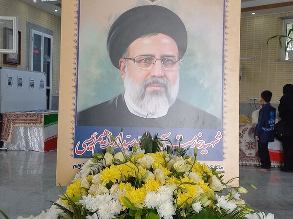 حضور پرشور مردم اصفهان در پای صندوق‌های رأی