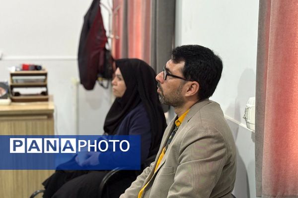 جلسه ستاد برگزاری جشنواره قرآنی قله نور در شهرستان اسلامشهر