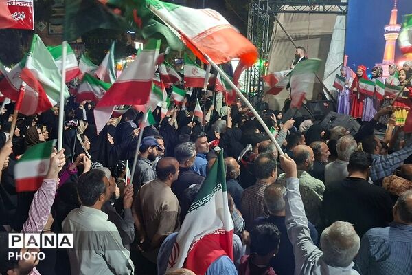 موج ۵۶ حضور مردم در تجمعات؛ تجدید پیمان با رهبر انقلاب
