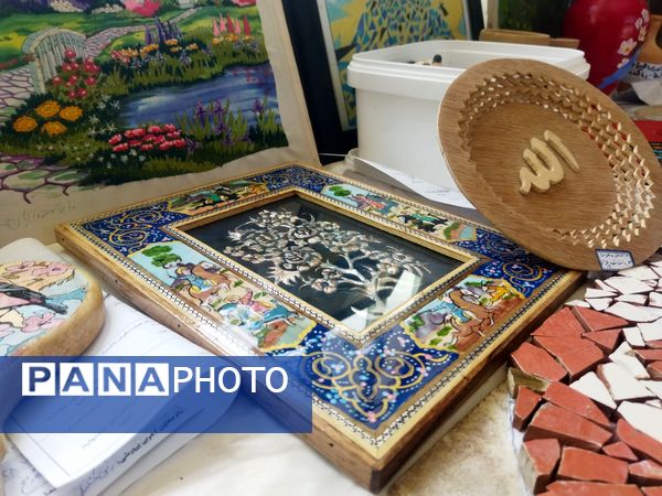 نمایشگاه هنری، محلی برای به نمایش گذاشتن آفریده‌ها و ساخته‌های هنری