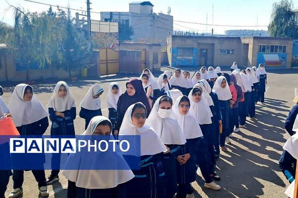 فعالیت سفیران سلامت در مدرسه خواهران بابایی