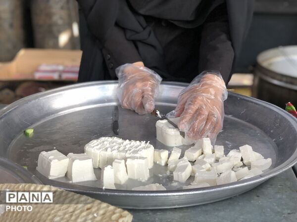 پذیرایی از کاروان‌های اربعین در موکب سازمان دانش‌آموزی شهرستانهای استان تهران