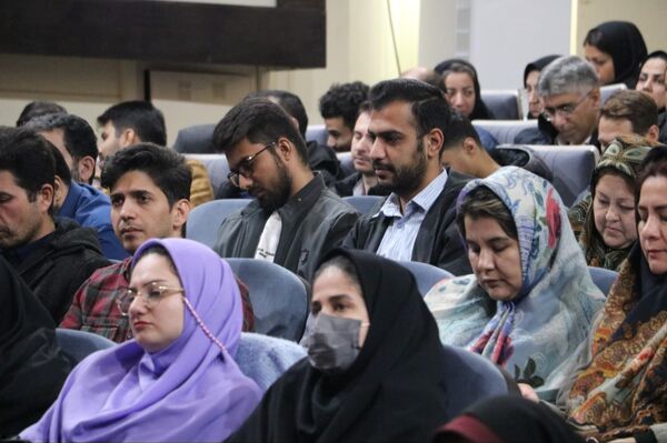 همایش «پازل هویت» 