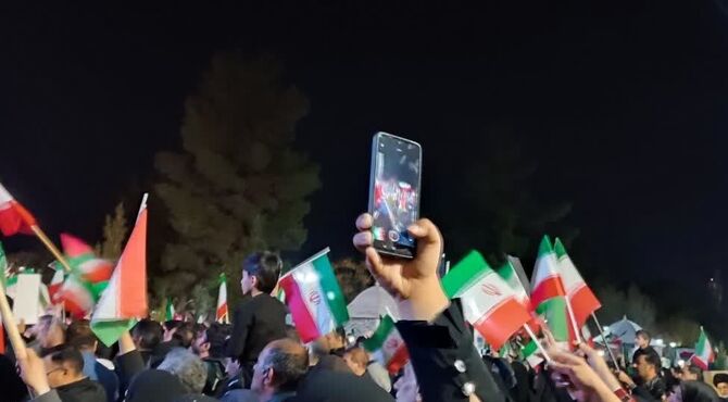 حضور مردم کرمان در سوگواری شهادت رهبر فرزانه انقلاب اسلامی