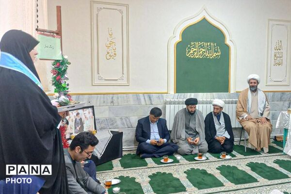 زنگ نماز در هنرستان حضرت معصومه شهرستان شیروان