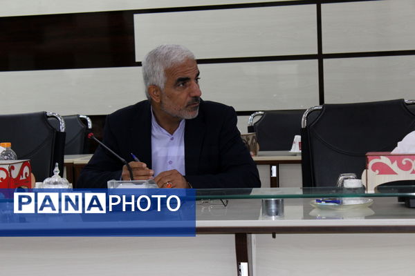 جلسه ستاد بزرگداشت مقام معلم استان بوشهر