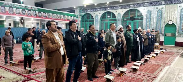 چلچراغ آیه‌ها و جشن ولادت حضرت فاطمه‌زهرا(س) در گالیکش