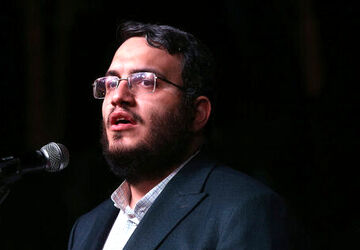 دادمان: ادبیات مقاومت سراغ انسان مقاومت در بیرون مرزها برود