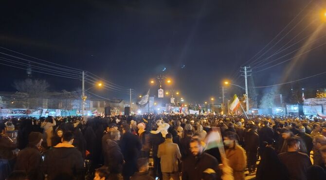 مراسم عزاداری و راهپیمایی درشهرستان گچساران با حضور پرشور مردم