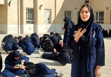 برگزاری مانور آموزشی زلزله در هنرستان فنی حرفه‌ای آسفالت طوس یزد