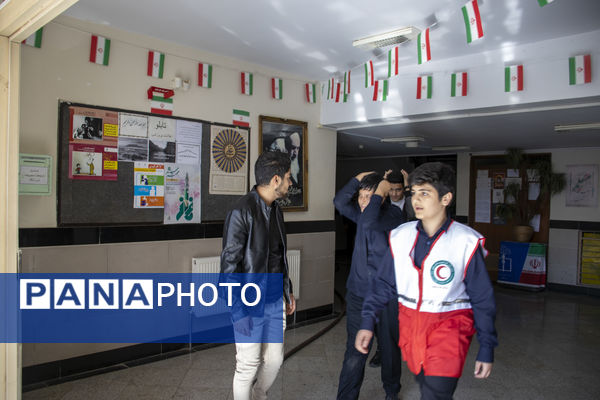 برگزاری مانور سراسری زلزله و ایمنی در مدارس شهرستان محلات 