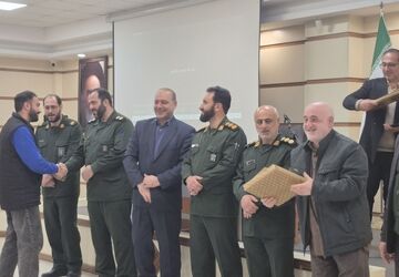 فرهنگیان هر زمان باید قالب فتنه‌های دشمن را بشناسند