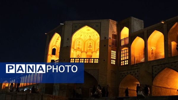 سفری به قلب تاریخ و هنر ایران؛ اصفهان 