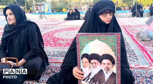  همایش بانوان حسینی با محوریت یادبود حضرت رقیه (ع) در نهاوند
