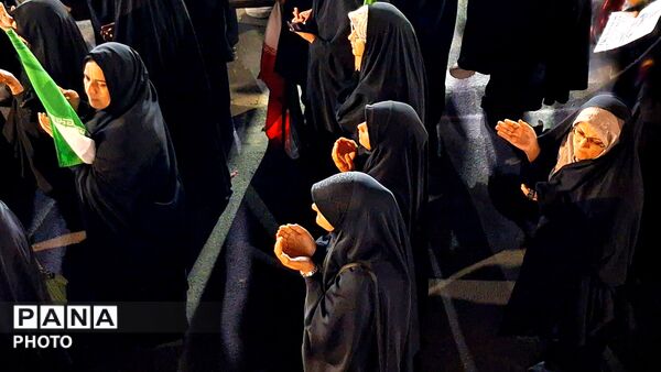 استغاثه به امام زمان همزمان با اجتماعات مردمی