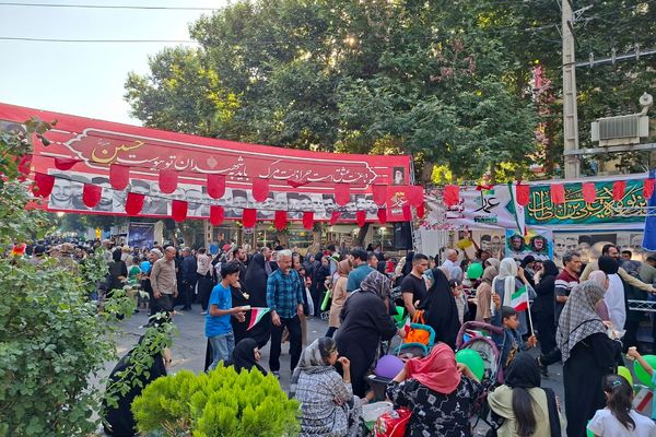 حضور پرشور مردم شهریار در راهپیمایی کیلومتری غدیر 