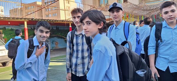 بازگشایی مدرسه شهید مطهری با لبخند مهر 