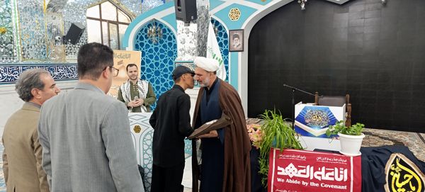 بدرقه دانش‌آموزان اعزامی به پیاده‌روی اربعین 