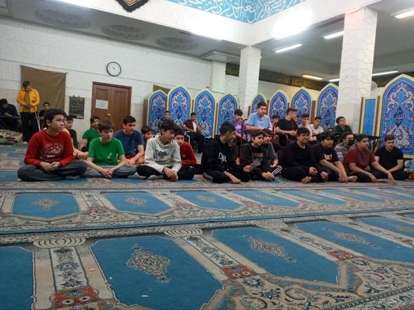حضور پر شور دانش‌آموزان تهرانی در مراسم معنوی اعتکاف
