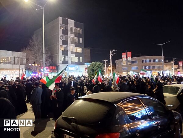 حرکت دسته عزاداری در شهرستان نیشابور