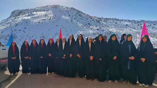 آیین نواختن زنگ گلبانگ انقلاب در مدرسه الزهرا شهرستان مارگون 