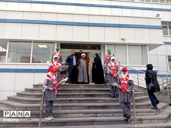آیین سپاس معلم در ناحیه ۳ تبریز 