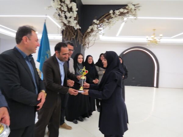 تقدیر از دانش‌آموزان استثنایی جشنواره ورزشی در بجنورد