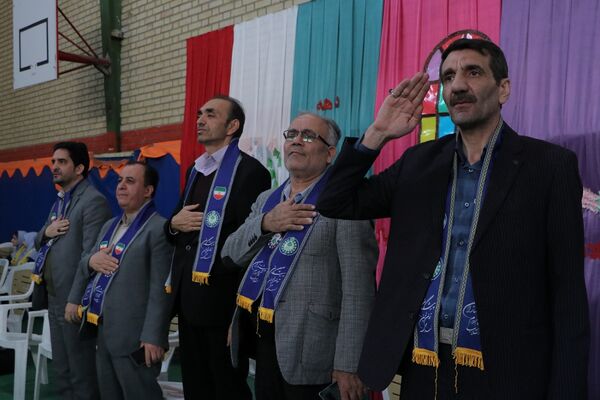 همایش «یاوران انقلاب» در بهارستان‌دو