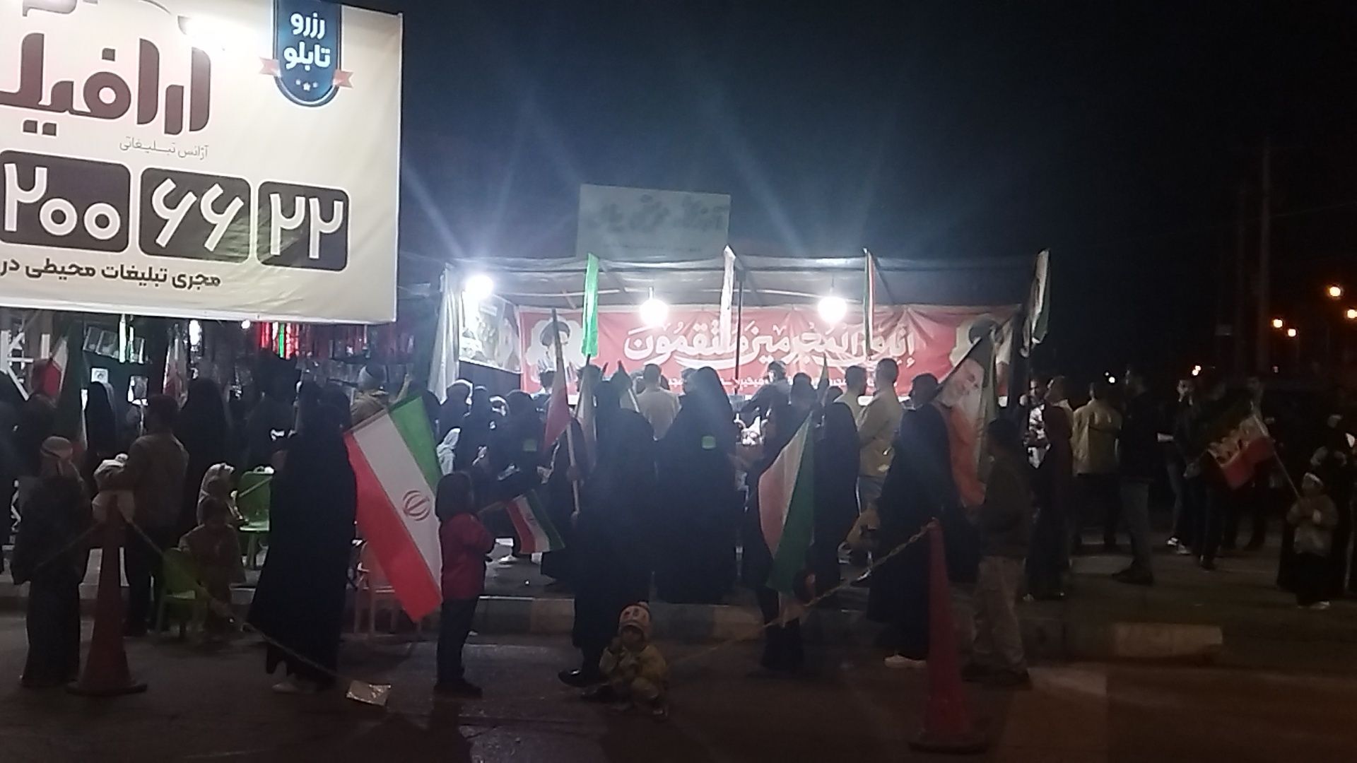 گذری بر موکب پارک دانشجو در پنجاه و سومین شب از اجتماعات مردمی 