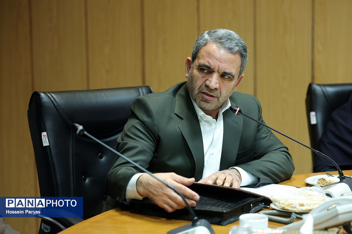 نظارت میدانی بر پایبندی به الگوی شهریه وکیفیت ثبت‌نام در مدارس غیردولتی و هیأت‌امنایی در راستای تحقق عدالت آموزشی