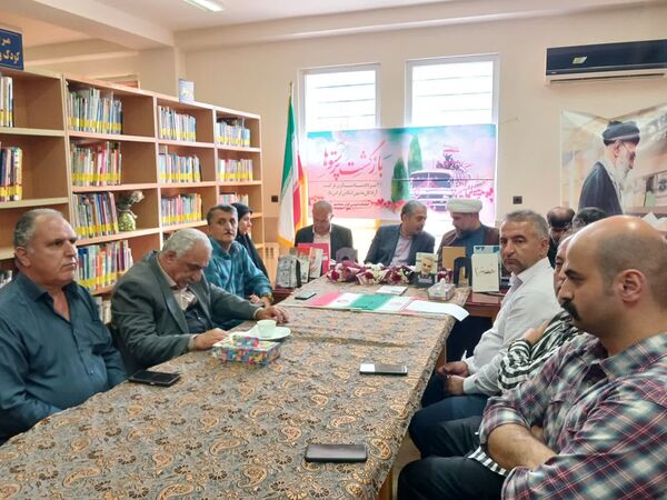 تقدیر از آزادگان کتاب خوان عباس آباد