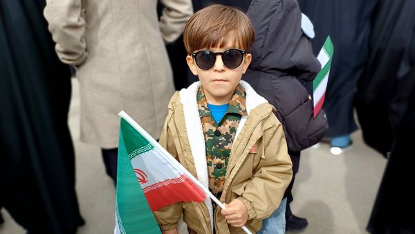 همبستگی مردم و تجدید میثاق با آرمان‌های انقلاب 