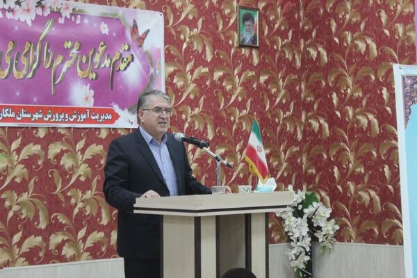 آیین تجلیل از پیشکسوتان فرهنگی ملکان 