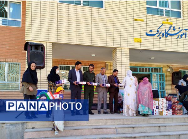 تقدیر از دانش‌آموزان آموزشگاه برکت شهرک مامور