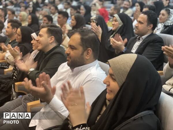 همایش تاب‌آوری زوجین جوان در زندگی مشترک در تالار شهر مشهد مقدس