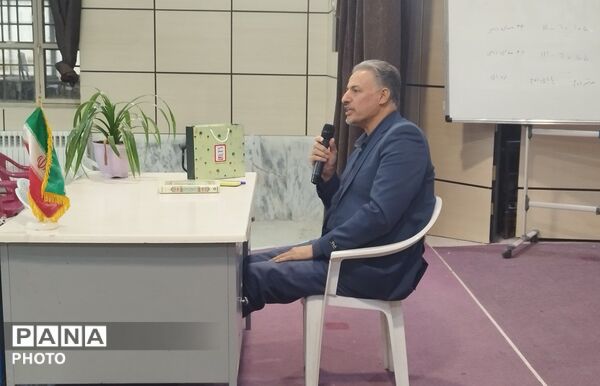 اولین جلسه انجمن اولیاء و مربیان دبیرستان پسرانه متوسطه دوم آقا محمد رأفتی