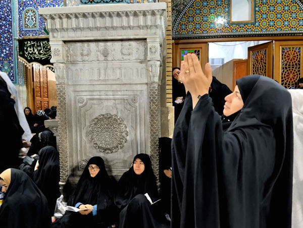 مراسم نخستین شب قدر در حرم حضرت معصومه(س)