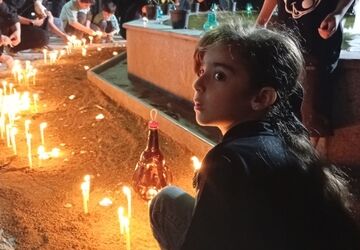 اشک، شمع و نوای «یا حسین» در شام غریبان شهدای کربلا در ملایر