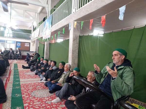 اقامه دومین  نماز جمعه عبادی سیاسی در بهمن ماه  