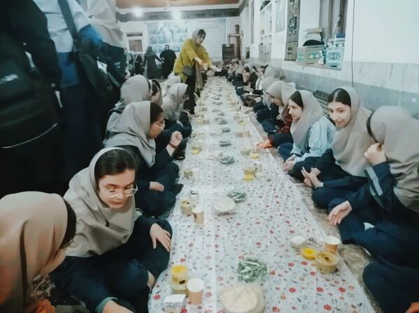 ضیافت افطاری در ماه مهمانی خدا