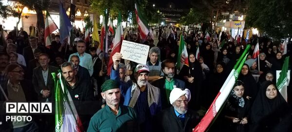 مردم در کنار هم، شب های همیشگی را رقم می زنند