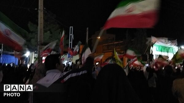 دومین اربعین حضور مردم غیور نیشابور همزمان با دومین سالگرد شهادت شهدای خدمت