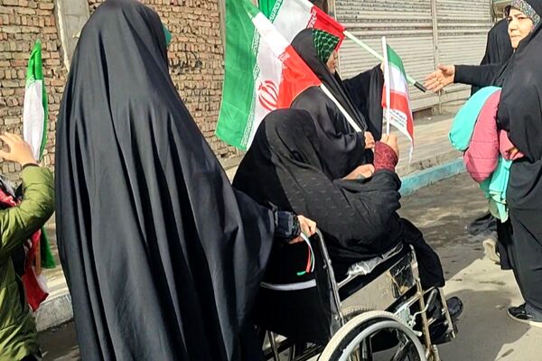 22بهمن در اسلامشهر؛ حماسه‌ای از جنس حضور
