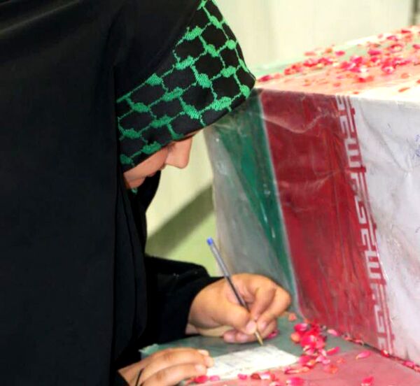 حضور پیکرهای مطهر شهدای گمنام در مدارس