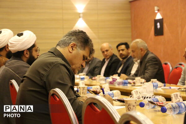 نخستین نشست شورای اطلاع‌رسانی فارس در سال ۱۴۰۵