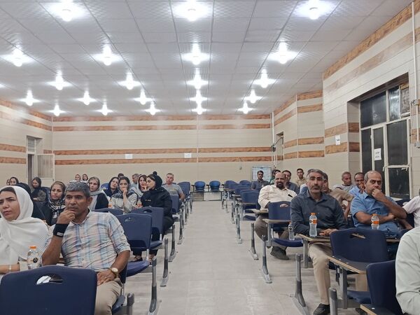 دومین کارگاه روانشناسی برای تربیت نسل فردا در حاجی‌آباد