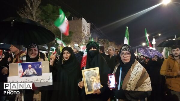 باران، صحنه را تماشایی تر کرد 