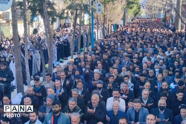 برپایی با شکوه نماز عید فطر مردم چهاردانگه