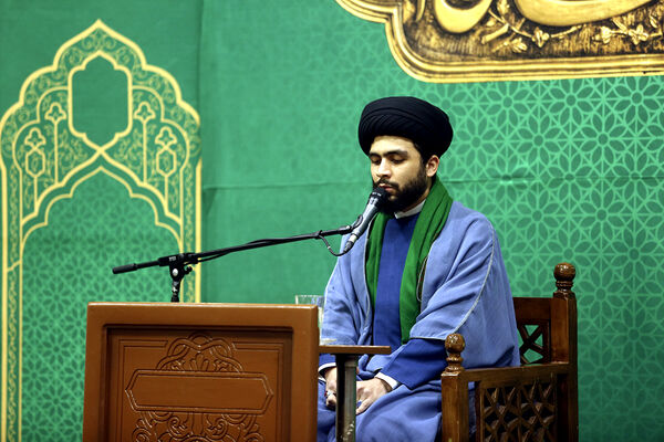 جشن میلاد امام علی(ع) در حرم حضرت معصومه(س) با تلاوت قاریان نوجوان 
